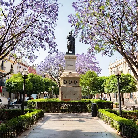Like Home Sevilla - Museo Exterior photo